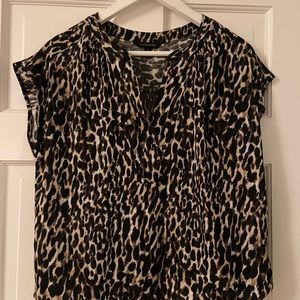 Banana Republic Womens Cheetah Print Cap Sleeve Blouse Size Small
